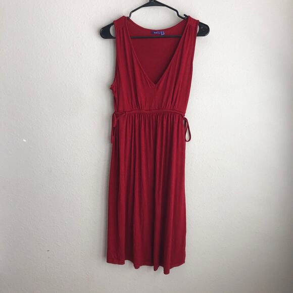Red v neck drawstring waist sleeveless midi dress by Mexx - Picture 6 of 8